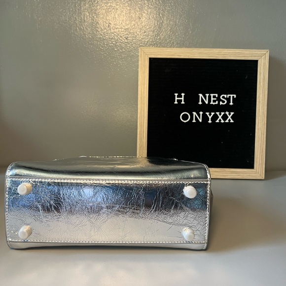 Brandon Blackwood cracked metal Arlen Bag - Picture 5 of 8